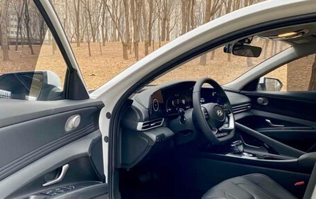 Hyundai Elantra, 2022 год, 1 122 000 рублей, 13 фотография