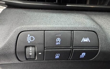 Hyundai Elantra, 2022 год, 1 160 000 рублей, 14 фотография