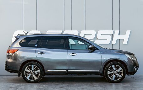 Nissan Pathfinder, 2014 год, 1 590 000 рублей, 5 фотография