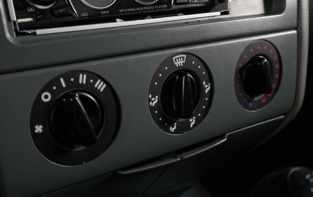 ЛуАЗ Patriot, 2012 год, 749 000 рублей, 14 фотография