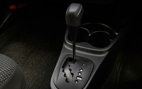 Toyota Vitz, 2019 год, 1 020 000 рублей, 11 фотография