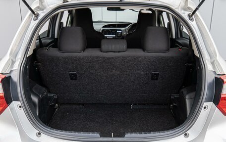 Toyota Vitz, 2019 год, 1 020 000 рублей, 18 фотография