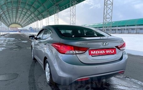 Hyundai Avante, 2011 год, 870 000 рублей, 5 фотография