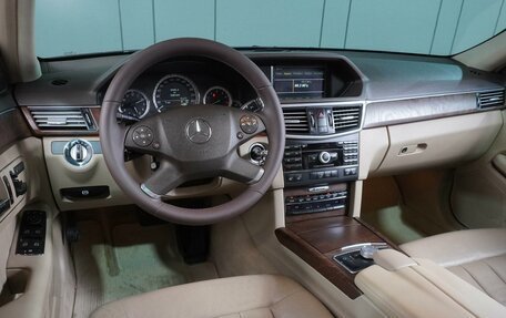 Mercedes-Benz E-Класс, 2009 год, 1 349 000 рублей, 6 фотография