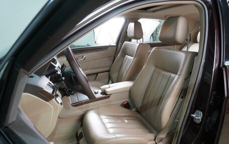 Mercedes-Benz E-Класс, 2009 год, 1 349 000 рублей, 10 фотография