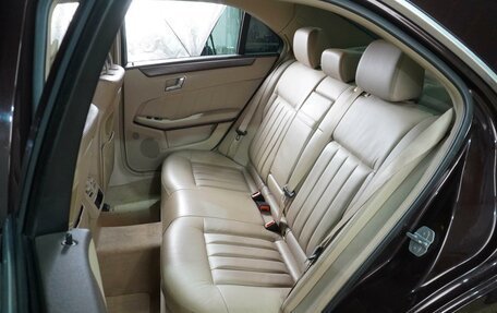 Mercedes-Benz E-Класс, 2009 год, 1 349 000 рублей, 9 фотография