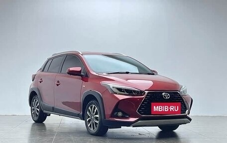 Toyota Yaris XP150 рестайлинг, 2021 год, 1 012 978 рублей, 3 фотография