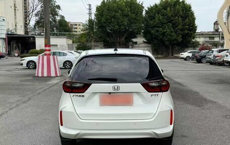 Honda Fit, 2022 год, 957 808 рублей, 5 фотография