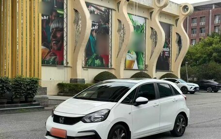 Honda Fit, 2022 год, 957 808 рублей, 2 фотография