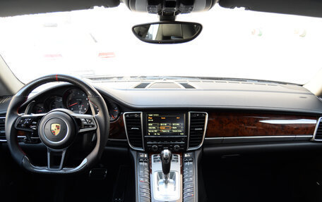 Porsche Panamera II рестайлинг, 2012 год, 3 150 000 рублей, 12 фотография