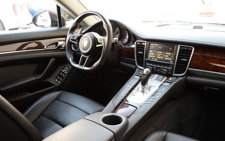 Porsche Panamera II рестайлинг, 2012 год, 3 150 000 рублей, 34 фотография