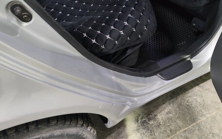 Toyota Vitz, 2002 год, 590 000 рублей, 14 фотография