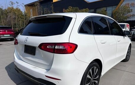 Mercedes-Benz B-Класс, 2022 год, 1 436 070 рублей, 5 фотография