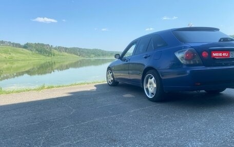 Toyota Altezza, 2001 год, 990 000 рублей, 4 фотография