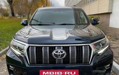 Toyota Land Cruiser Prado 150 рестайлинг 2, 2018 год, 5 700 000 рублей, 4 фотография