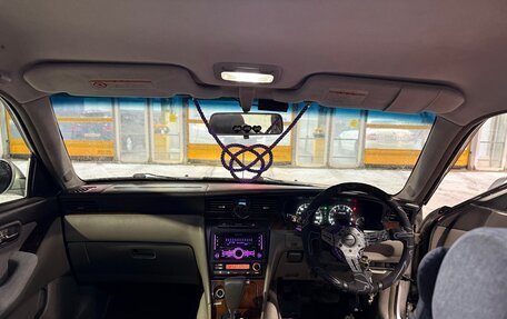 Nissan Laurel VIII, 2001 год, 530 000 рублей, 13 фотография