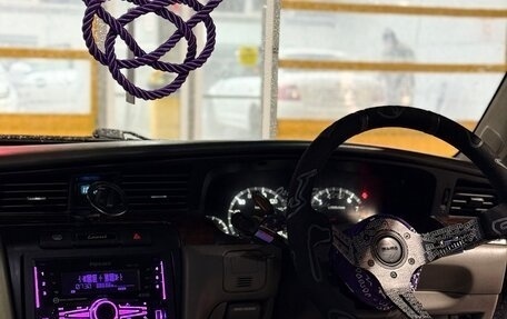 Nissan Laurel VIII, 2001 год, 530 000 рублей, 8 фотография