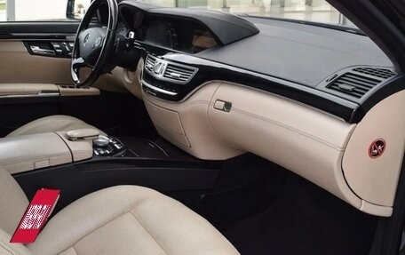 Mercedes-Benz S-Класс, 2010 год, 1 900 000 рублей, 22 фотография