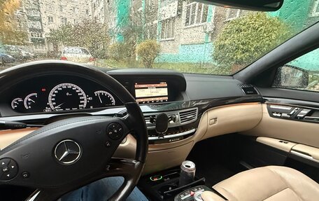 Mercedes-Benz S-Класс, 2010 год, 1 900 000 рублей, 28 фотография