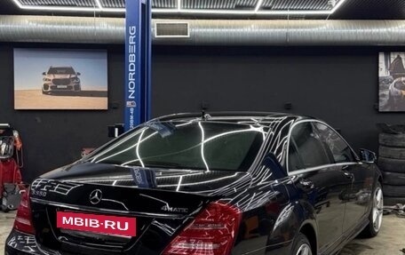 Mercedes-Benz S-Класс, 2010 год, 1 900 000 рублей, 25 фотография