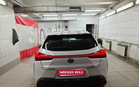 Lexus UX I, 2020 год, 3 450 000 рублей, 7 фотография