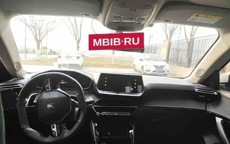 Peugeot 2008 II, 2022 год, 1 630 010 рублей, 7 фотография