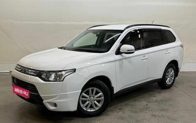 Mitsubishi Outlander III рестайлинг 3, 2013 год, 1 399 000 рублей, 1 фотография