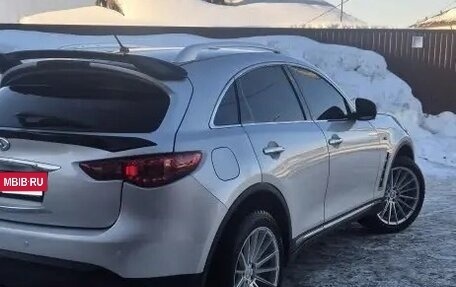 Infiniti FX II, 2009 год, 2 100 000 рублей, 4 фотография