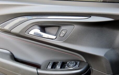 Chevrolet TrailBlazer, 2022 год, 2 400 000 рублей, 10 фотография