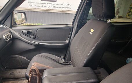 Chevrolet Niva I рестайлинг, 2015 год, 580 000 рублей, 5 фотография