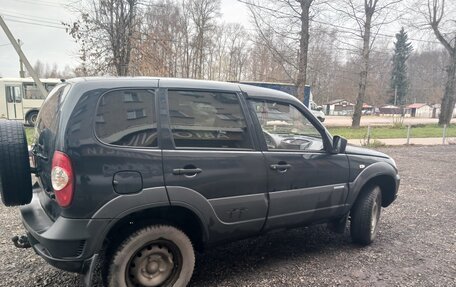 Chevrolet Niva I рестайлинг, 2015 год, 580 000 рублей, 8 фотография