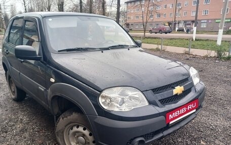 Chevrolet Niva I рестайлинг, 2015 год, 580 000 рублей, 7 фотография