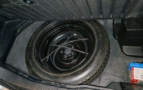 Toyota Noah III, 2016 год, 2 050 000 рублей, 17 фотография