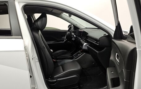 Hyundai Kona, 2024 год, 2 170 000 рублей, 12 фотография