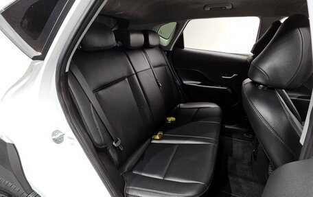 Hyundai Kona, 2024 год, 2 170 000 рублей, 13 фотография