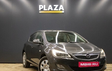 Opel Astra J, 2011 год, 739 000 рублей, 2 фотография