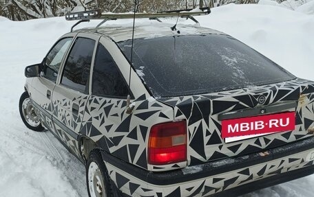 Opel Vectra A, 1989 год, 110 000 рублей, 4 фотография