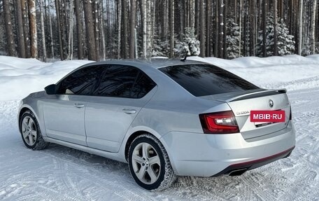 Skoda Octavia RS, 2017 год, 1 750 000 рублей, 5 фотография