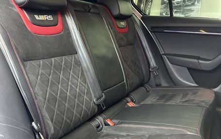 Skoda Octavia RS, 2017 год, 1 750 000 рублей, 26 фотография