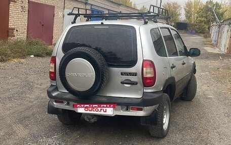 Chevrolet Niva I рестайлинг, 2002 год, 257 000 рублей, 5 фотография