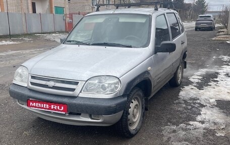 Chevrolet Niva I рестайлинг, 2002 год, 257 000 рублей, 3 фотография