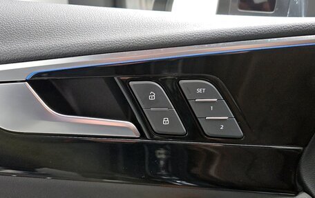 Audi A4, 2021 год, 2 430 000 рублей, 16 фотография