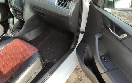 Skoda Rapid I, 2018 год, 735 000 рублей, 14 фотография