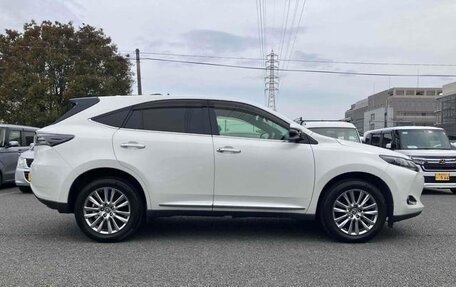 Toyota Harrier, 2017 год, 2 200 000 рублей, 5 фотография