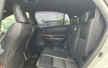 Toyota Harrier, 2017 год, 2 200 000 рублей, 11 фотография