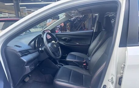 Toyota Yaris XP150 рестайлинг, 2021 год, 12 фотография