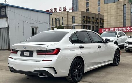 BMW 3 серия, 2022 год, 3 300 100 рублей, 6 фотография