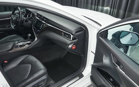 Toyota Camry, 2018 год, 2 849 000 рублей, 13 фотография