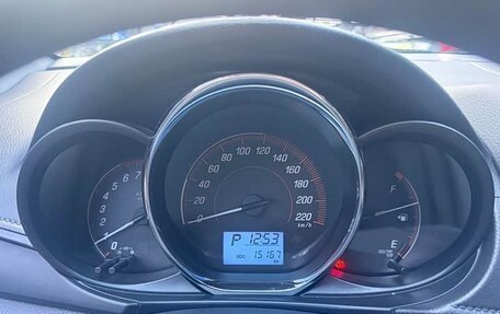 Toyota Yaris XP150 рестайлинг, 2021 год, 4 фотография