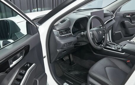 Toyota Highlander, 2025 год, 5 399 000 рублей, 9 фотография